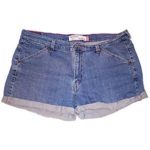 Vtg Levi's Medium Wash High Waisted Shorts 38/39
